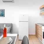 Apartment Sea Ixia