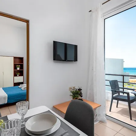 Апартаменты Sea Ixia *